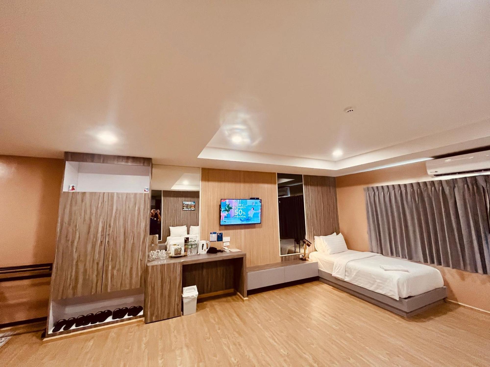 Usabai Riverside Boutique Hotel